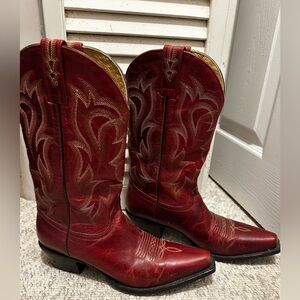 Red Western Cowboy Boots by Shyanne